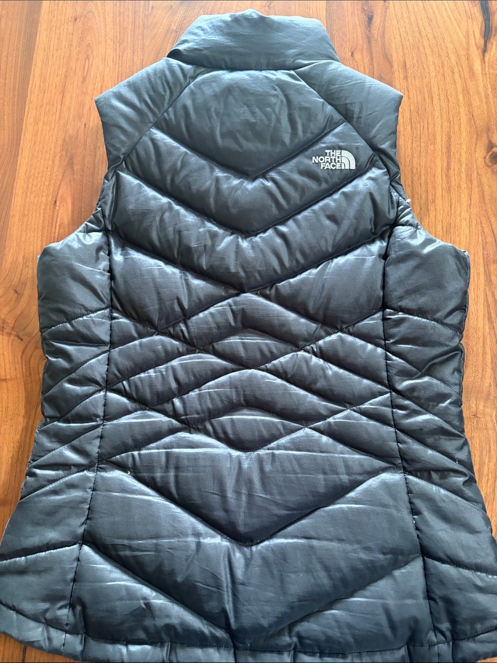 The North Face Black Women's Quilted Insulated Vest - Picture 3 of 4